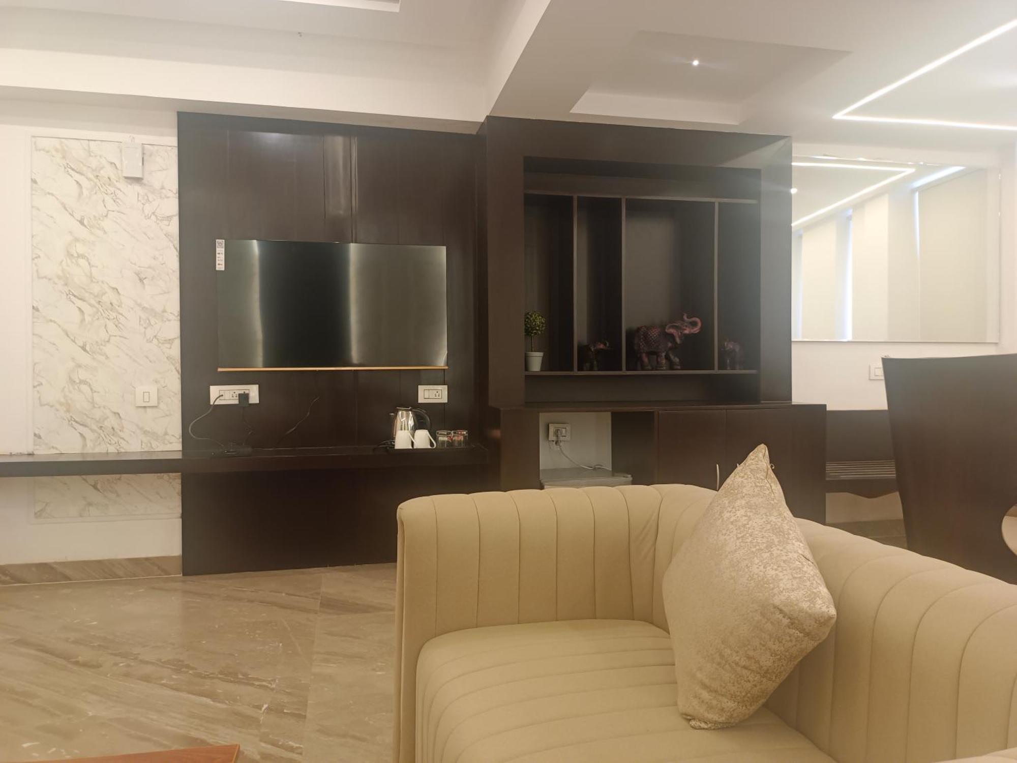 Hotel Kadamb Tree Jabalpur Eksteriør bilde