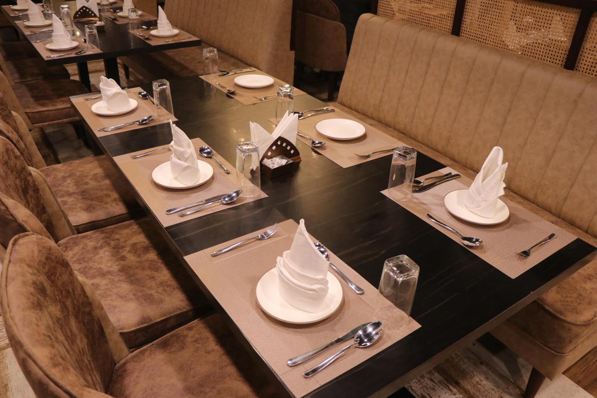 Hotel Kadamb Tree Jabalpur Eksteriør bilde